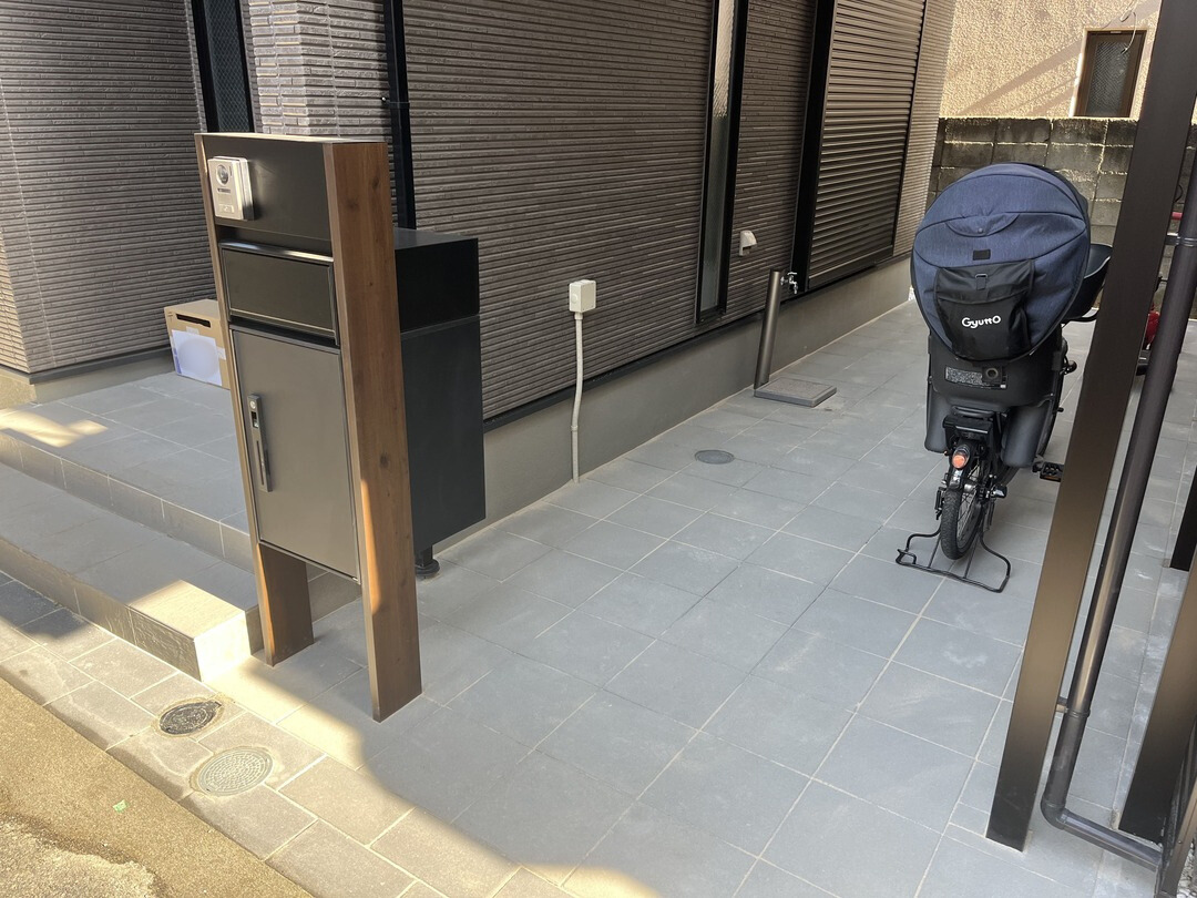 透水性インターロッキングとフレムスLight